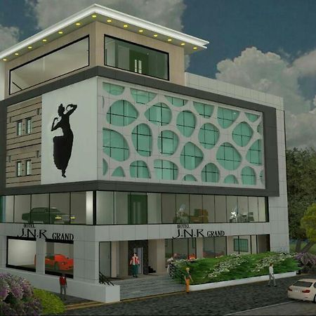 Jnr Grand Hotell Madanapalle Eksteriør bilde